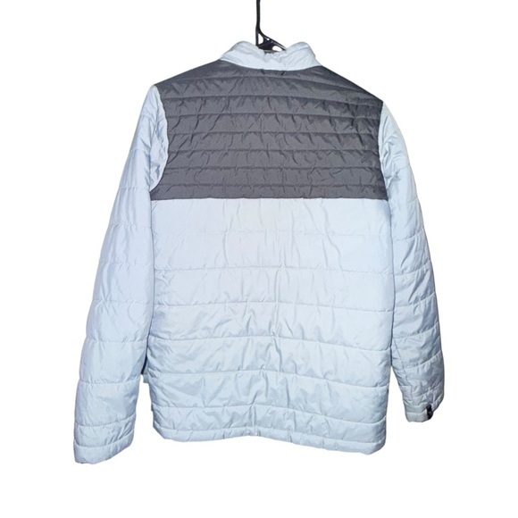 The North Face Two-Tone Quilted Jacket - Picture 2 of 9